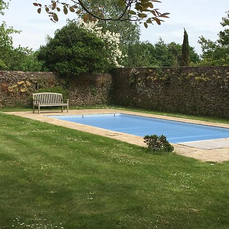 Manoir Des Bords De Rance Bed & Breakfast Plouer-sur-Rance Ngoại thất bức ảnh