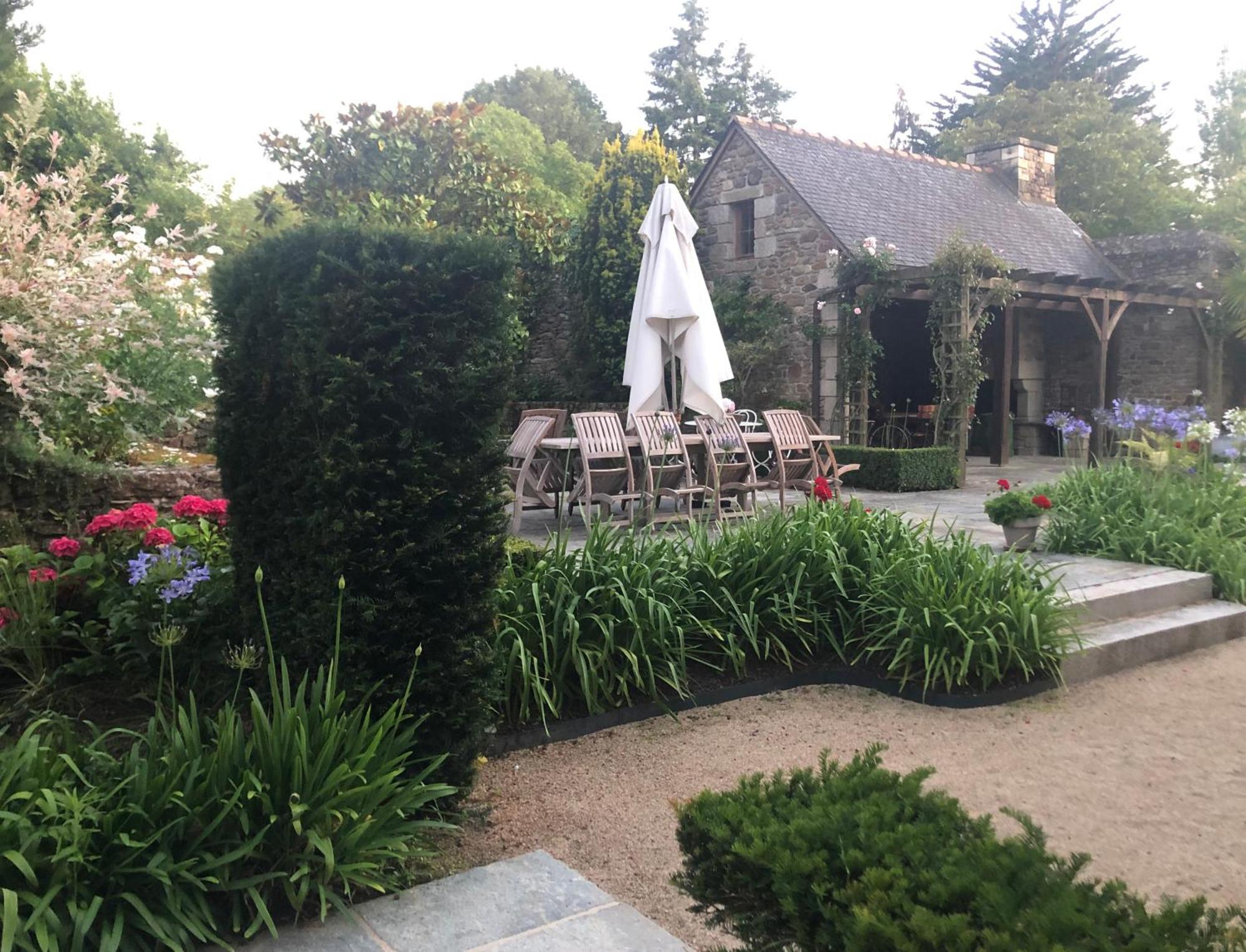 Manoir Des Bords De Rance Bed & Breakfast Plouer-sur-Rance Ngoại thất bức ảnh